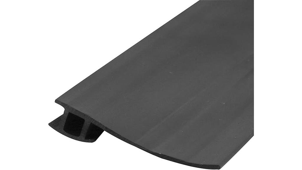 black vinyl screen seal